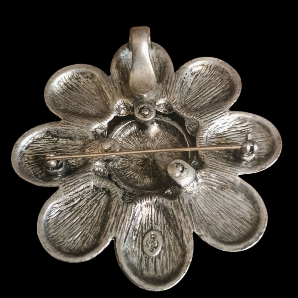 Premier Designs POSY Faux Howlite Floral Stone Enhancer NWOT With FLAW #500 - Picture 3 of 6